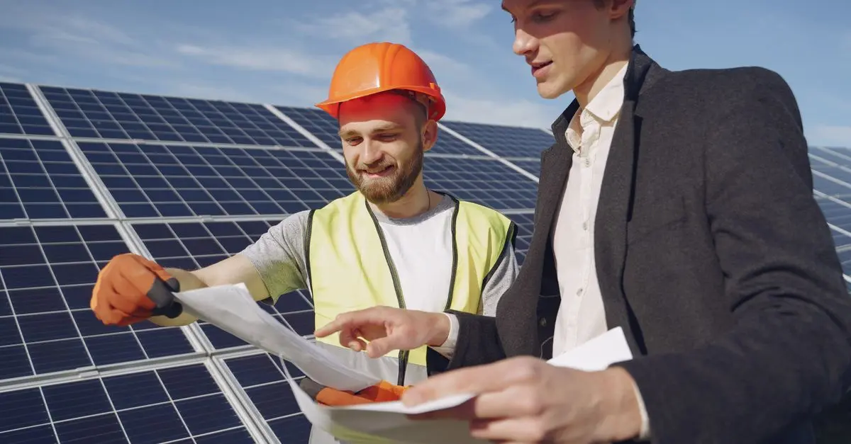 Los Mitos Más Comunes Sobre la Energía Solar