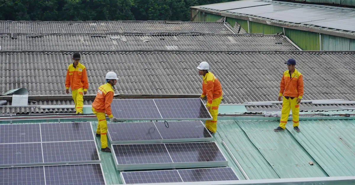 Beneficios de las Instalaciones Solares en Comunidades Locales