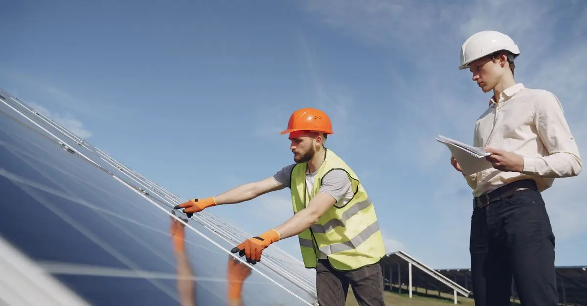 Comparativa de Costos: Energía Solar vs. Energía Convencional