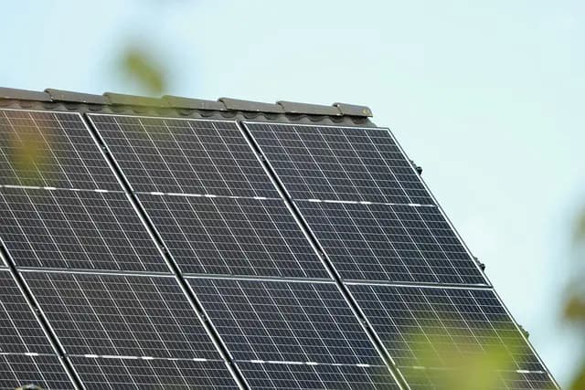 Guía Completa para Instalar un Sistema Solar Fotovoltaico