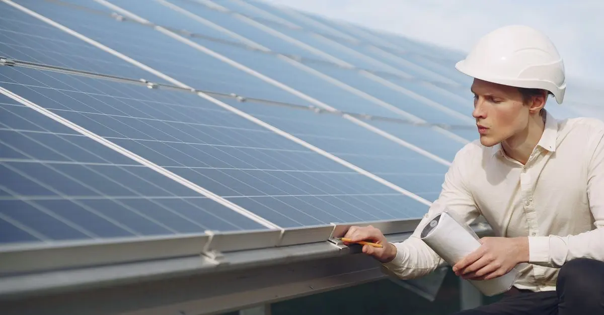 Comparativa de Inversores Solares: ¿Cuál Comprar?