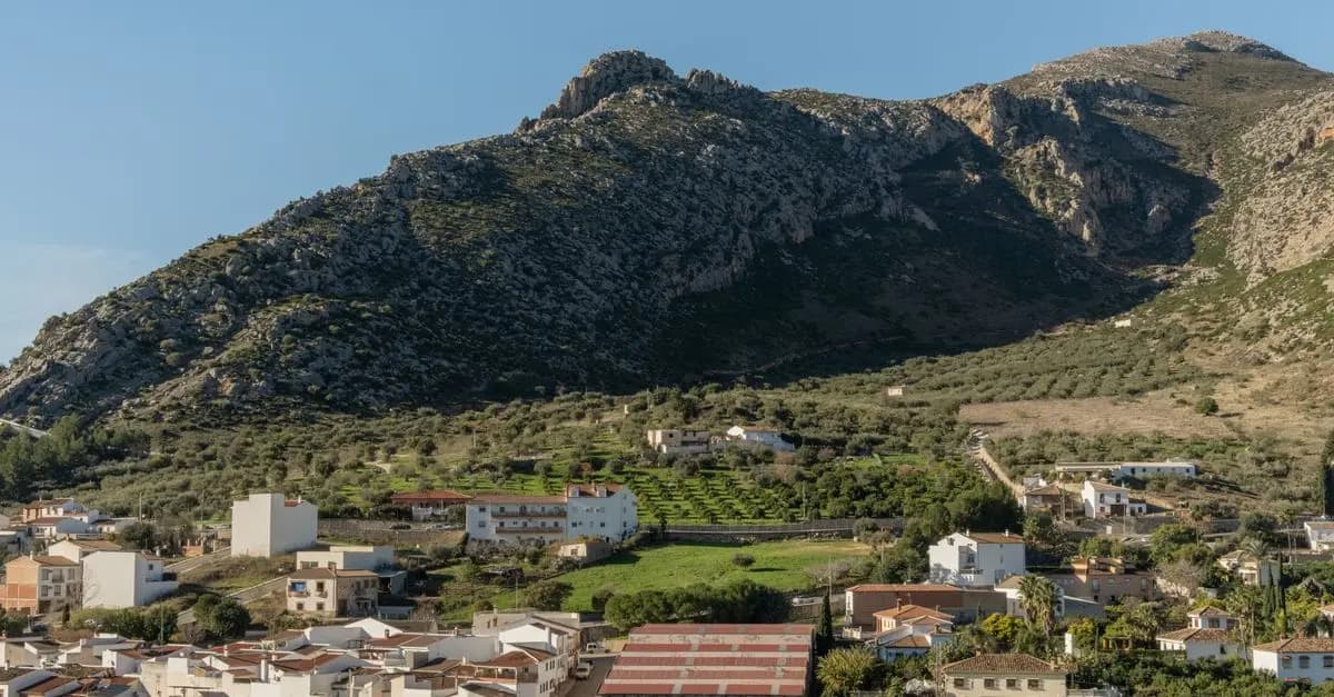 Cómo Elegir un Sistema Solar Fotovoltaico Eficiente para Tu Hogar
