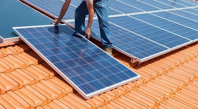 Cómo Elegir el Sistema Solar Más Eficiente para Tu Hogar
