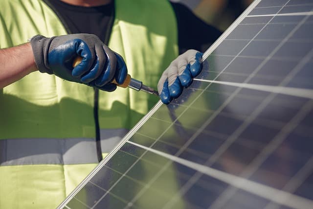 Cómo Elegir el Sistema Solar Más Eficiente para Tu Hogar
